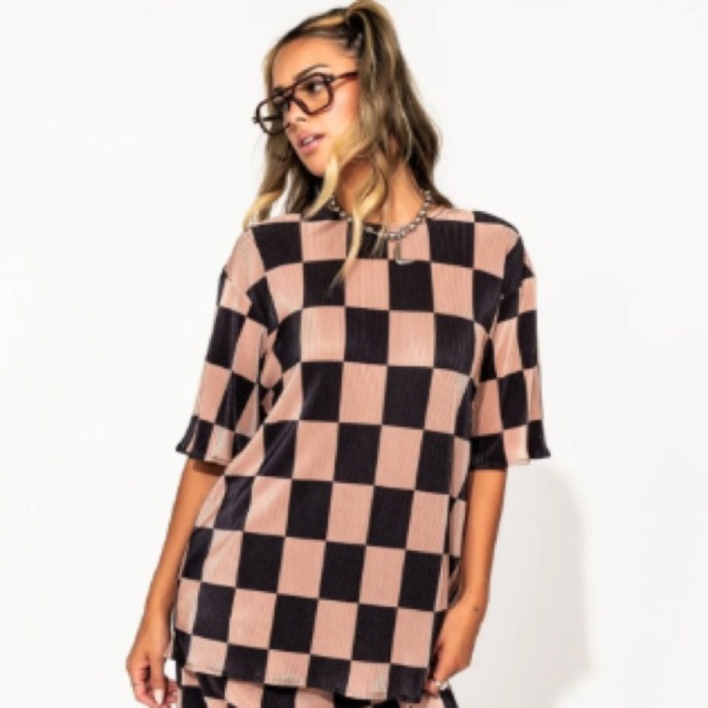 Top - Dressed in LaLa Grunge Girl Plisse Top in Black + Chai Checkerboard